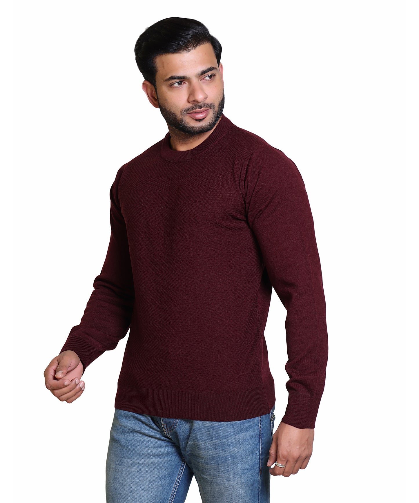 Men's Solid Round Neck Maroon Sweater
