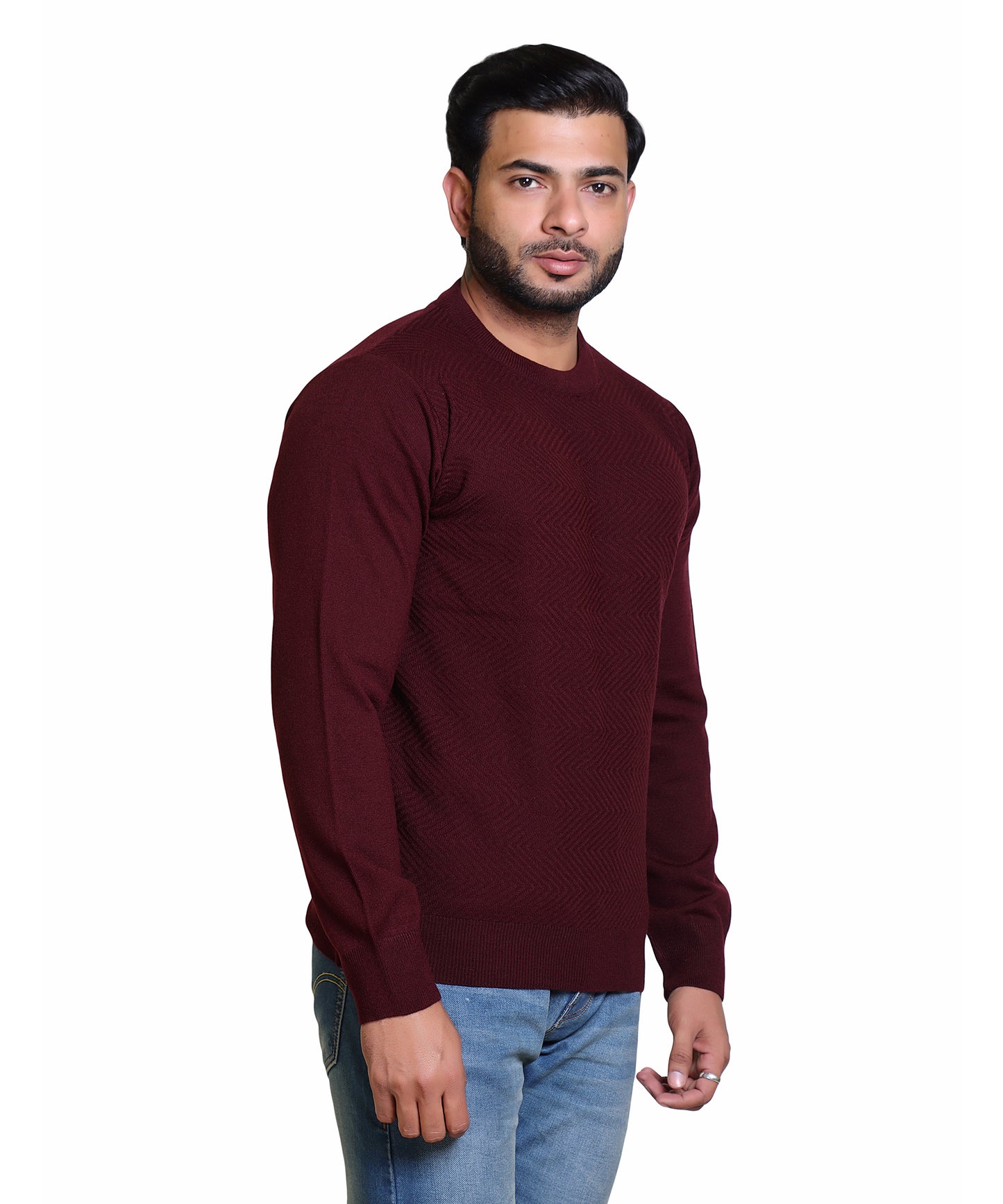 Men's Solid Round Neck Maroon Sweater