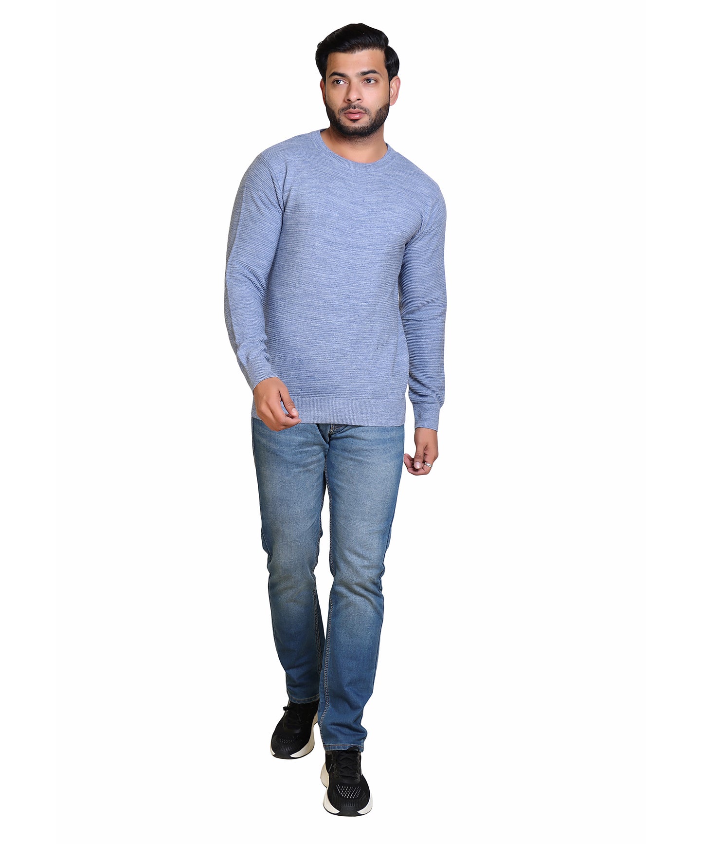 Men's Solid Round Neck Blue Sweater