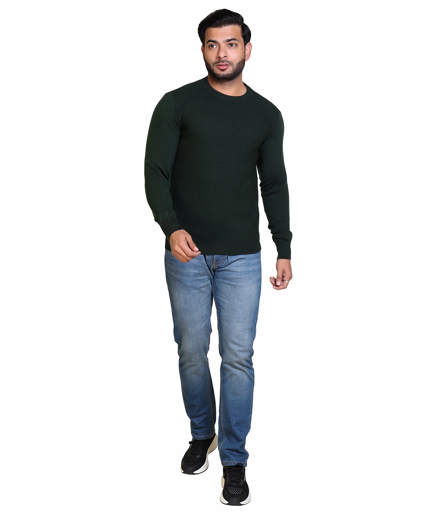 Men's Solid Round Neck Olive Sweater