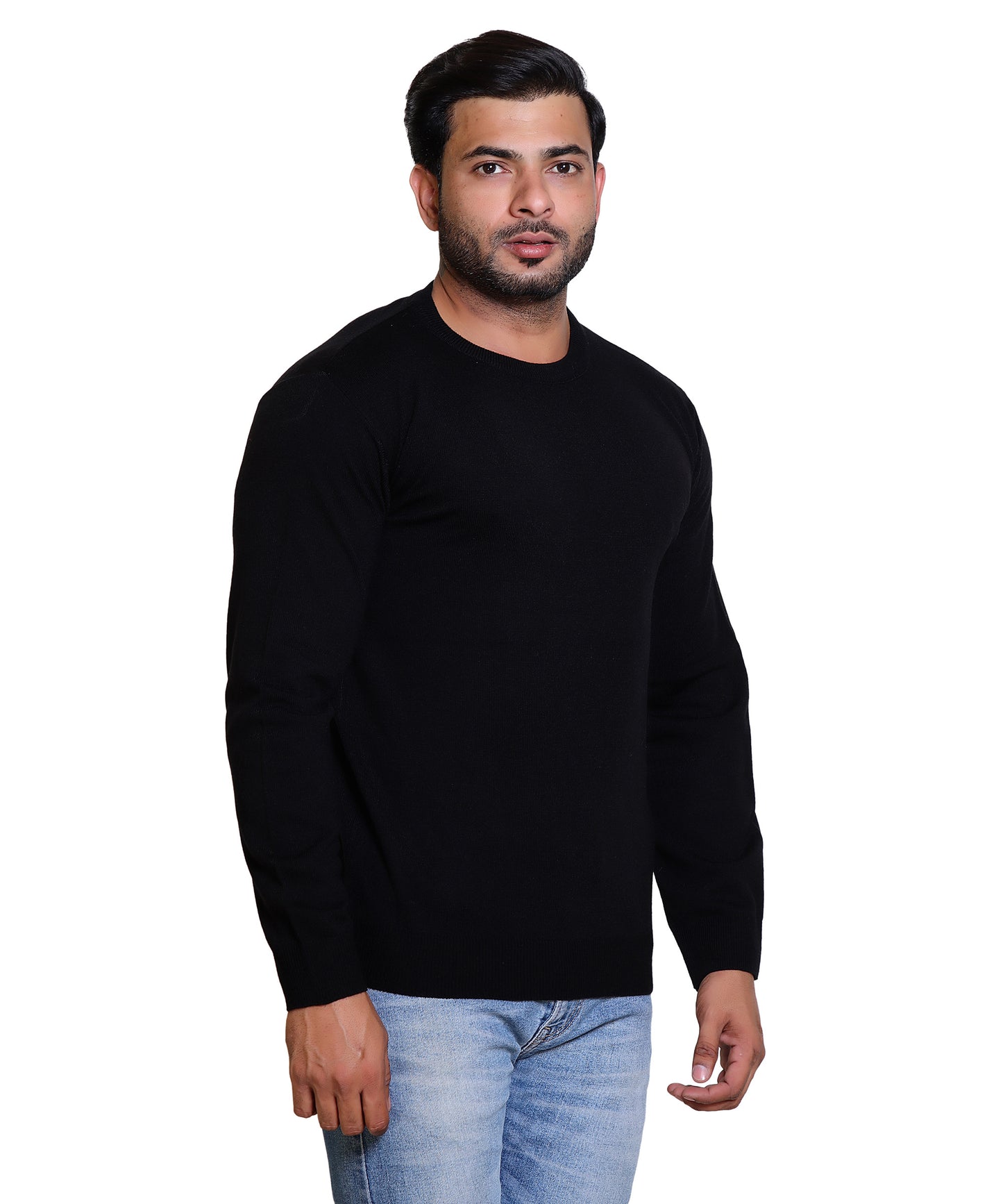 Men's Solid Round Neck Black Sweater